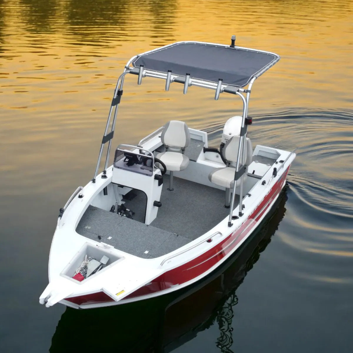 T-top met luifel - bimini - in situatie