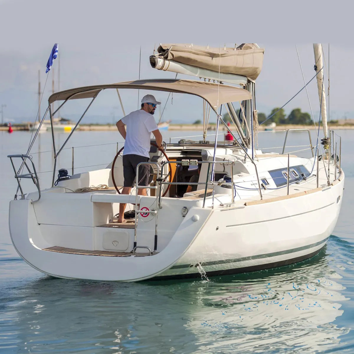 Zeilboot biminitop - RVS - Breedte 190 <> 210 cm - Hoogte 135 cm - Doek 130 cm - op boot